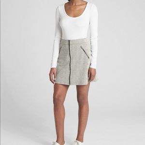 Gap Plaid Zip-Front Mini Skirt 6-Tall